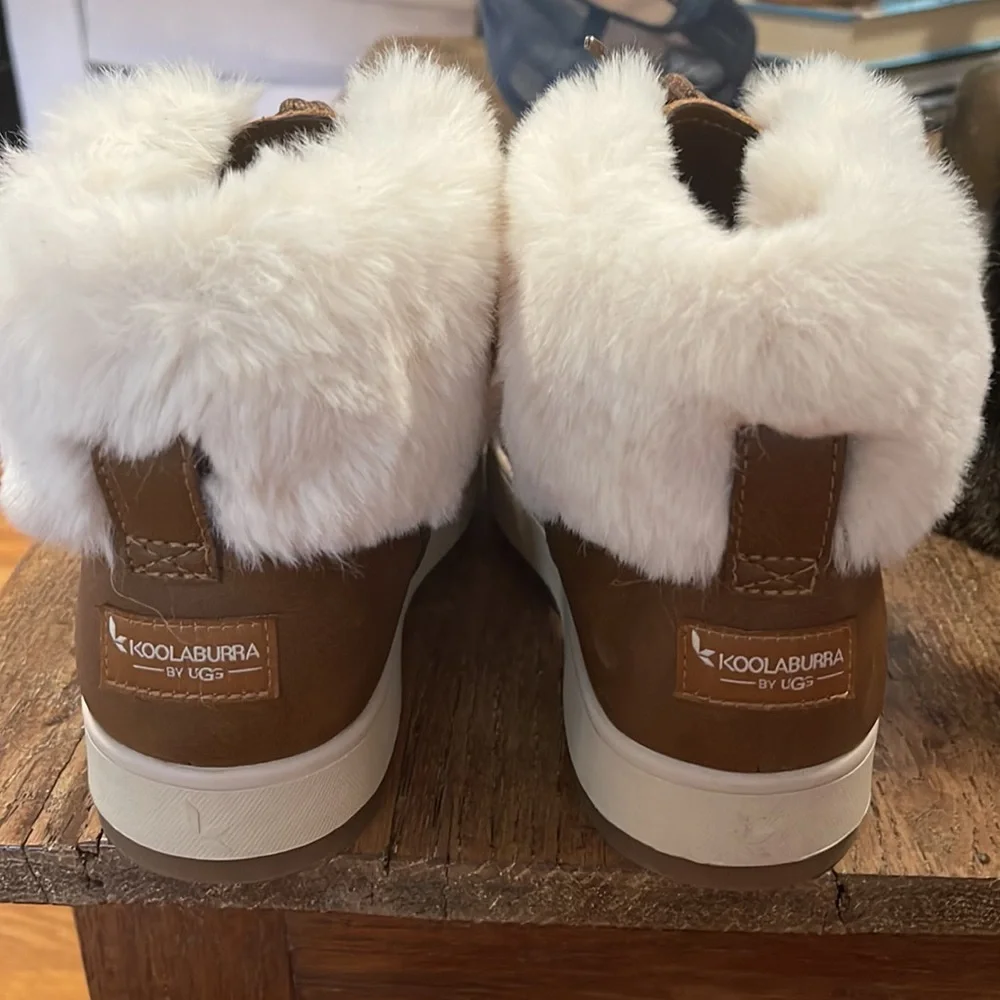 Koolaburra Tynlee Lace-Up Winter Boots for Outside Walking Boots Trendy - Picture 5 of 11